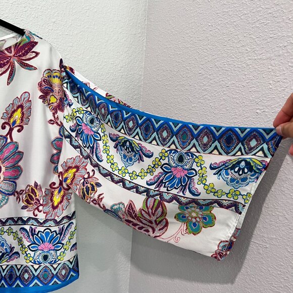 ZARA Floral Blouse - Picture 4 of 5